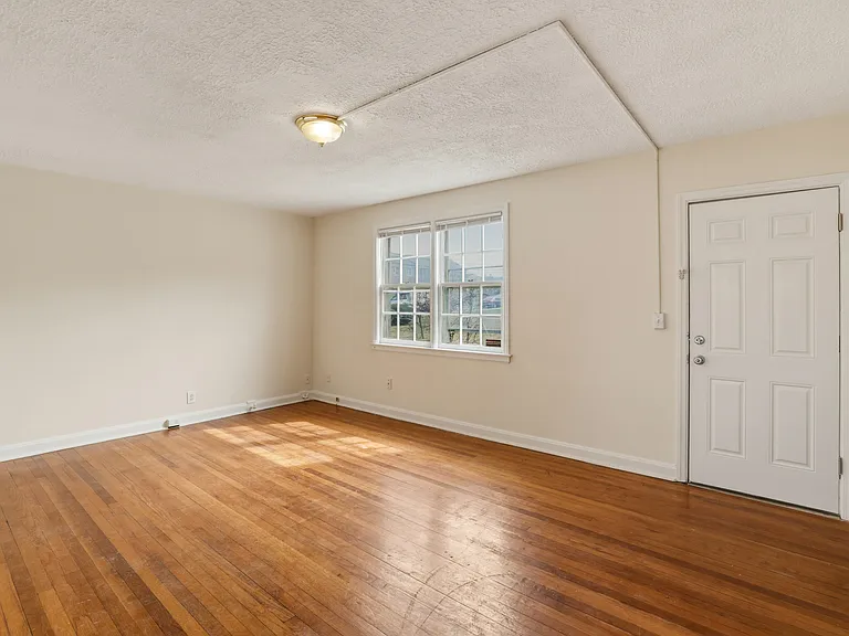 957-B William St #1 — Photo 7