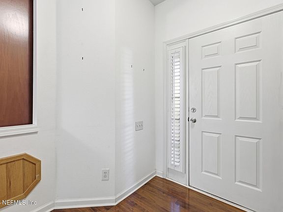 4th image of 7990 BAYMEADOWS Road E #2007