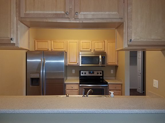 3rd image of 6255 Beechtree Dr Unit 3105