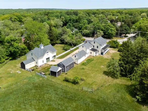 299 Davisville Rd, North Kingstown, RI 02852