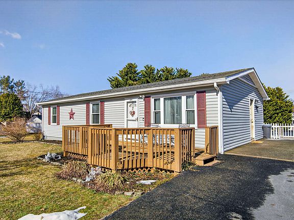 2nd image of 670 Lawn Dr