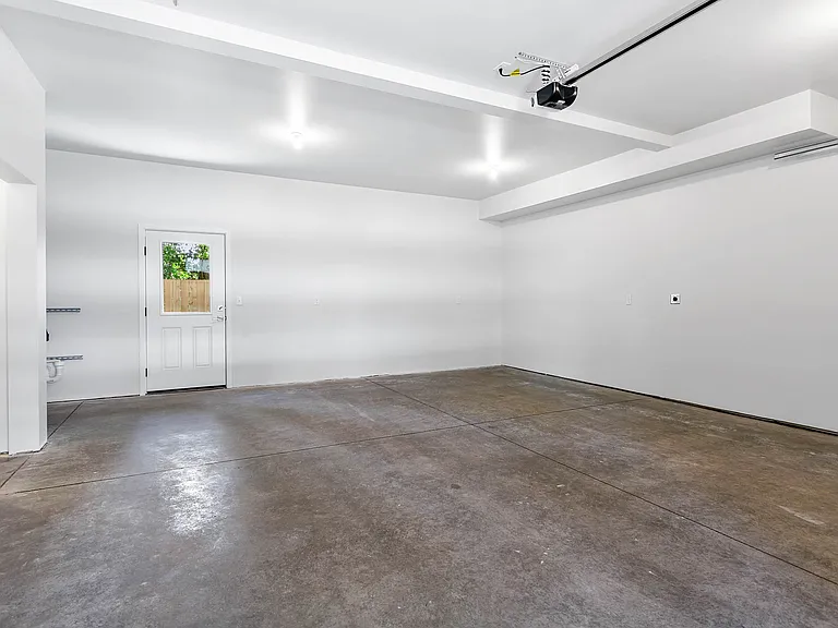 Sorrell Townhomes — Photo 54
