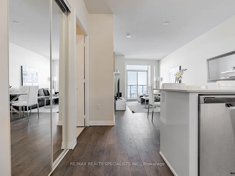 35 Watergarden Dr #2419 — Photo 6