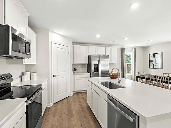 5th image of 611 Myrtle Meadows Dr Lot 286