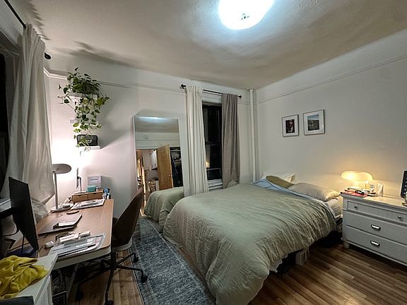 2nd image of 111 W 16th St APT 4L