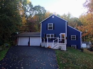 24 Eastfield Loop, Sandown, NH 03873