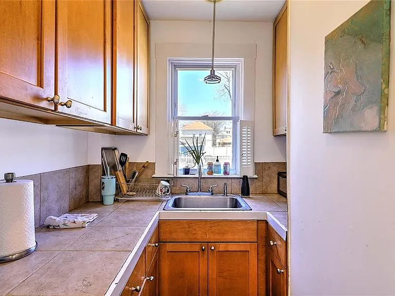 430 Morris Ave #2 — Photo 14