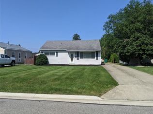 4926 Glenn Lodge Rd, Mentor, OH 44060