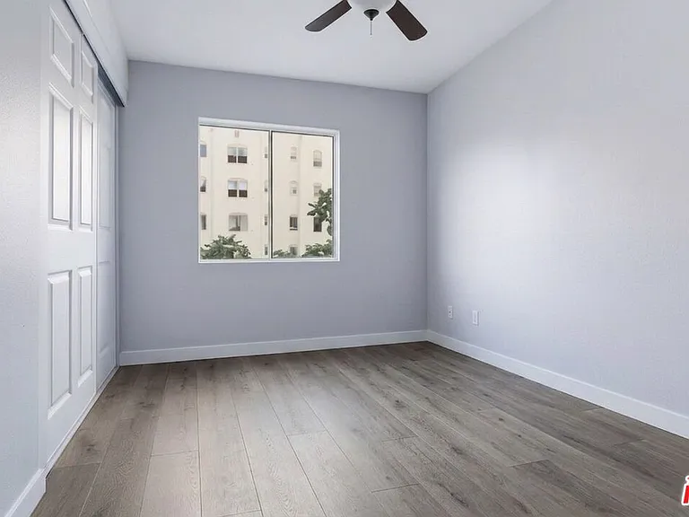 5442 Virginia Ave #6 — Photo 7