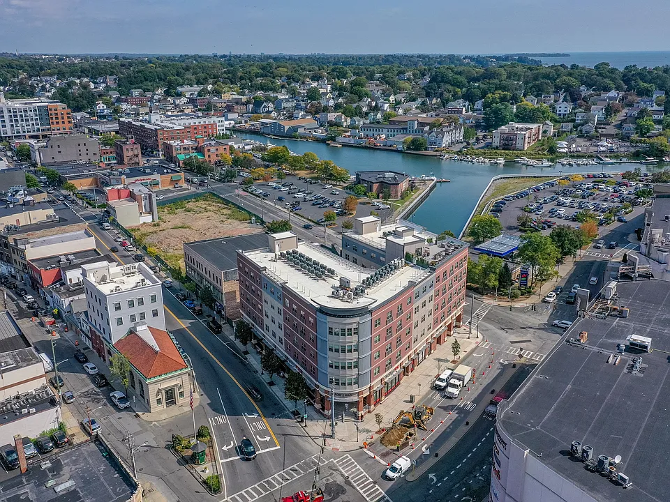 Port & Main