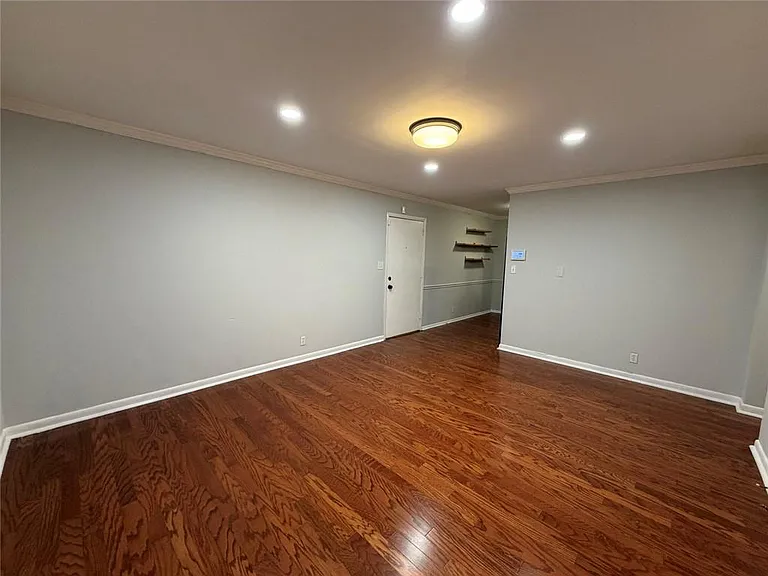 789 Jordan Ln #2 — Photo 5