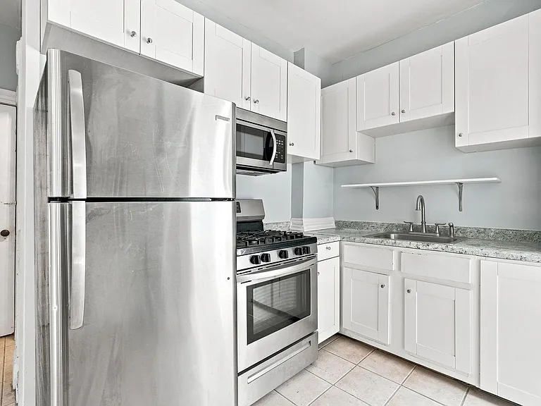 2625 2nd Ave S #1 — Photo 9