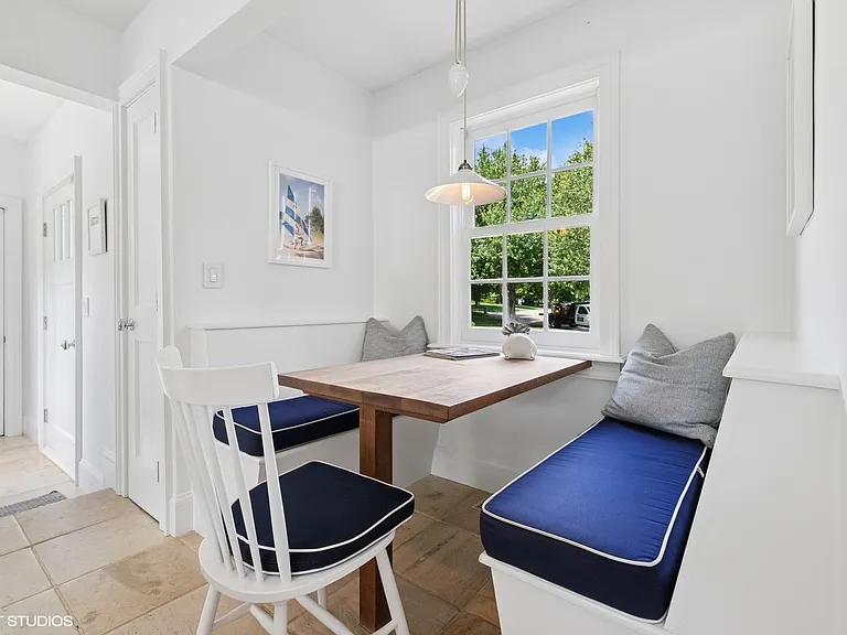 15 Ludlow Grn — Photo 14