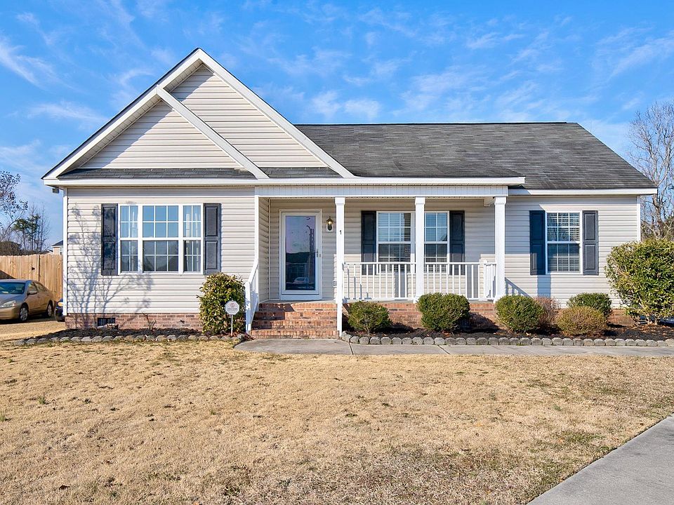1st image of 19 Amberhill Ct