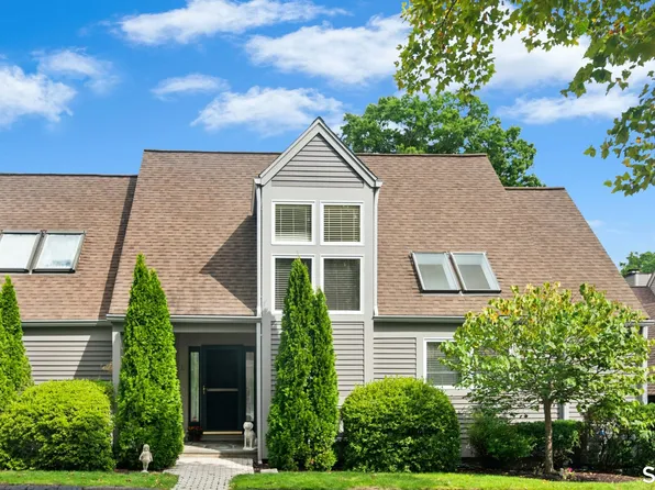 230 New Canaan Avenue #23, Norwalk, CT 06850