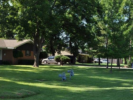 1st image of 3239 Southwest Dr