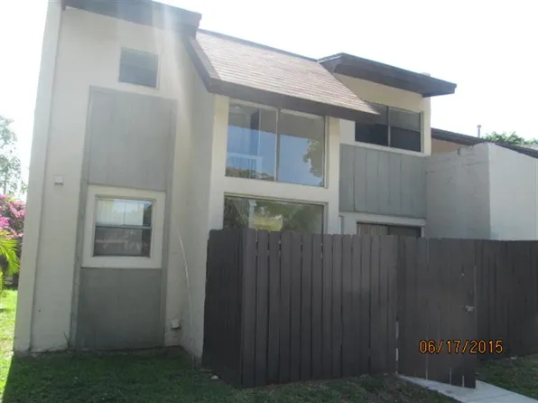 6708 SW 114th Ave, Miami, FL 33173