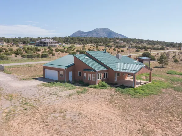186 Entranosa Rd, Sandia Park, NM 87047