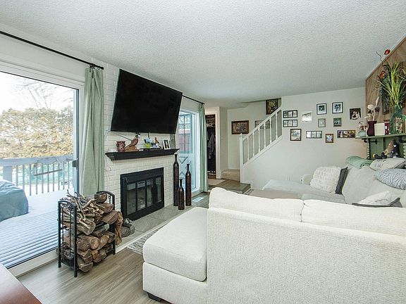 4th image of 2330 Dusty Rd