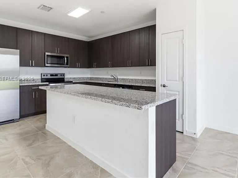 22348 SW 115th Ct #Townhouse 22348 — Photo 10