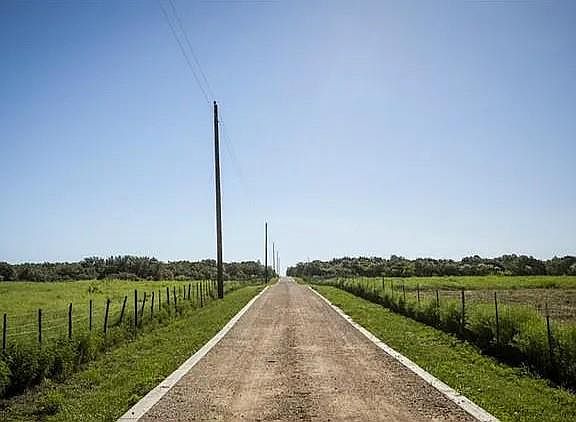 2nd image of 3050 County Road 255