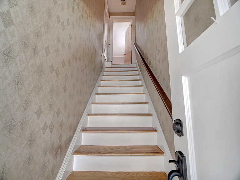 215 Jacoby St #2 — Photo 7