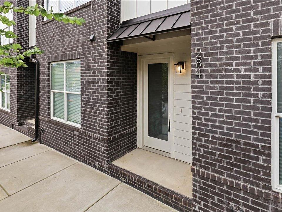 1st image of 284 W 16th St