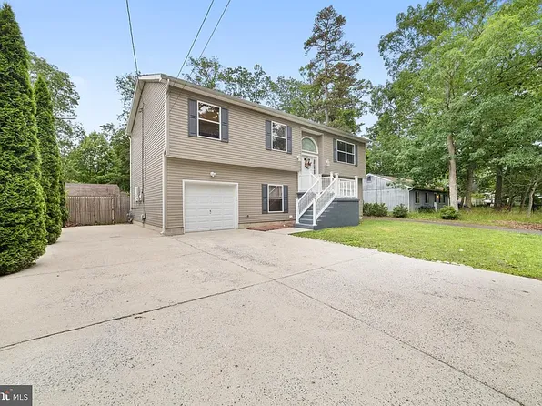 359 Phillips Ave, Browns Mills, NJ 08015