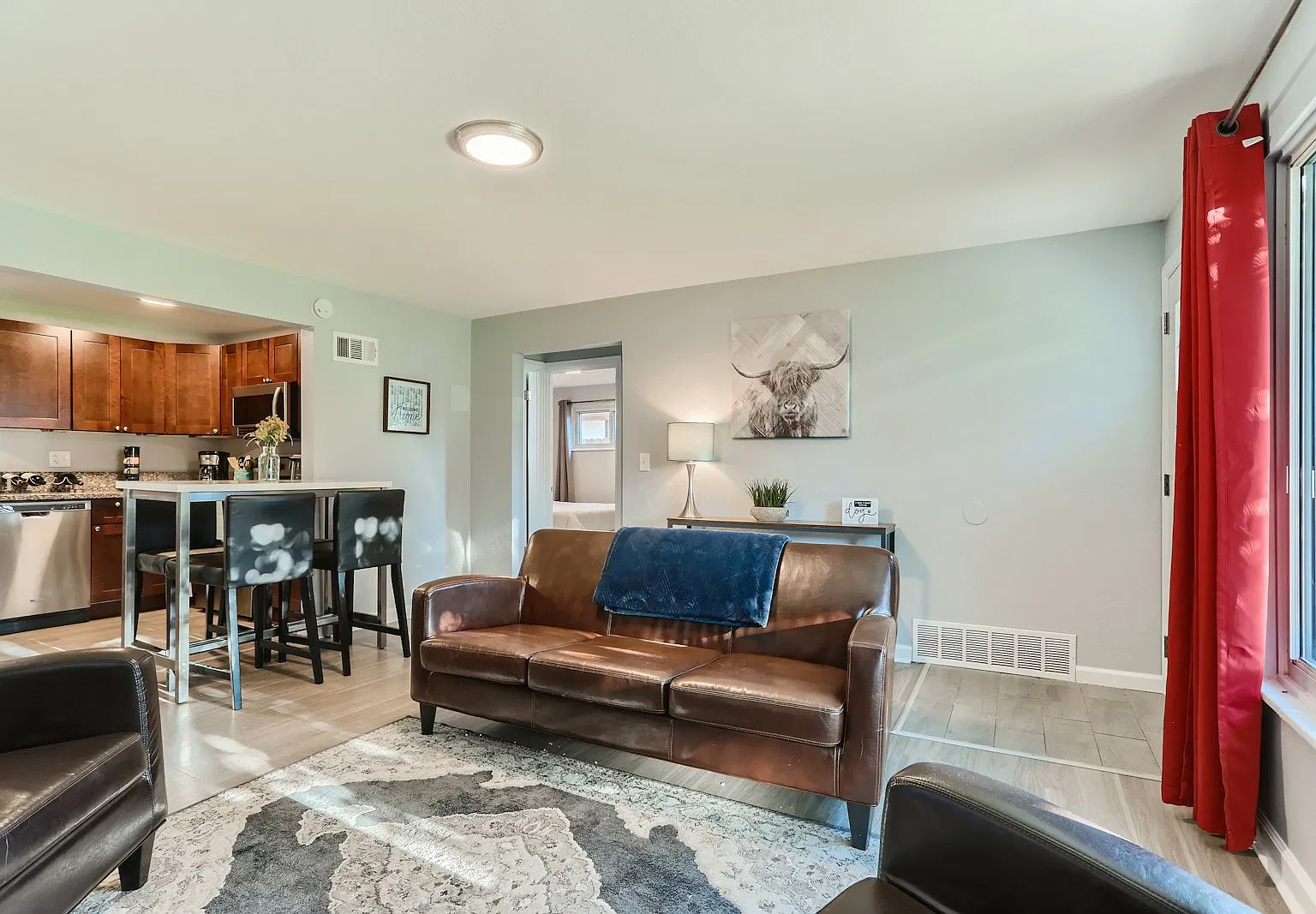 2283 Elmira Street — Photo 4