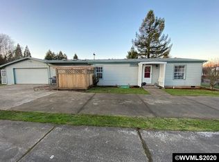5221 10th St SE, Salem, OR 97306