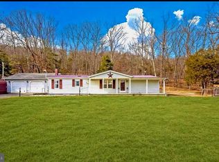 14622 Hollow Rd, Hancock, MD 21750