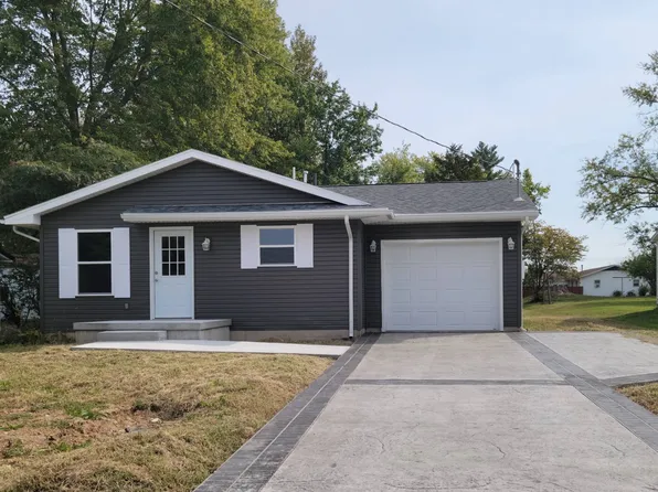 1006 Beech St, Olney, IL 62450