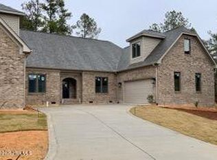 5 Castle Bridge Ct, Pinehurst, NC 28374