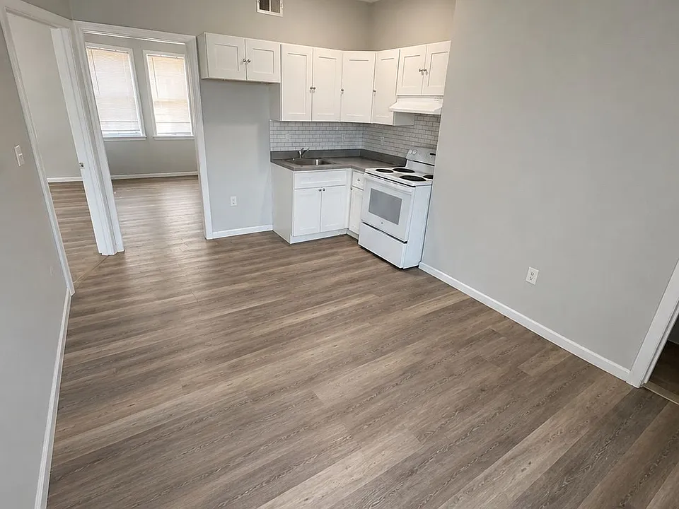 83-85 Warren St #3