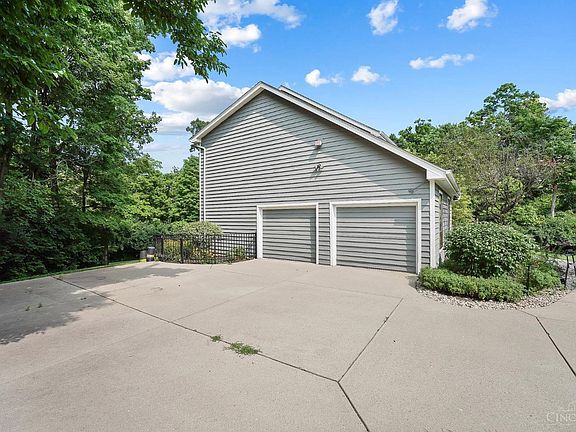 5th image of 5747 Woodbridge Ln