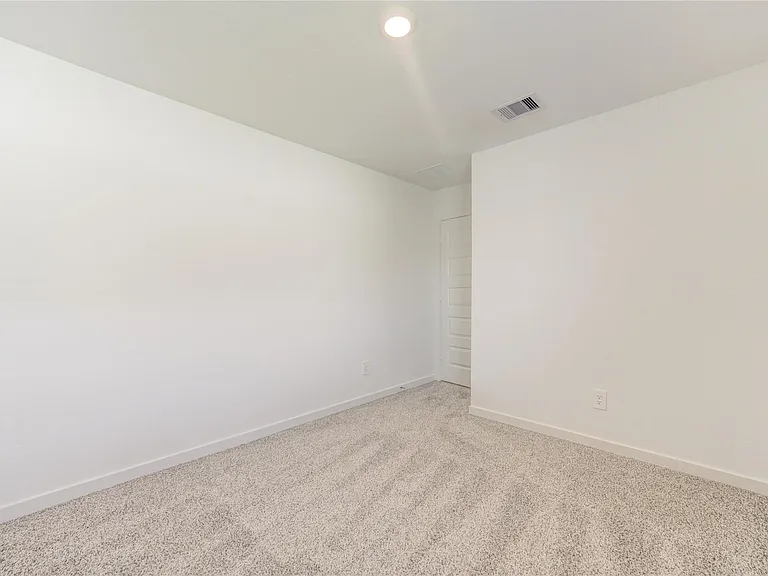2732 Misty Elm Ln — Photo 16