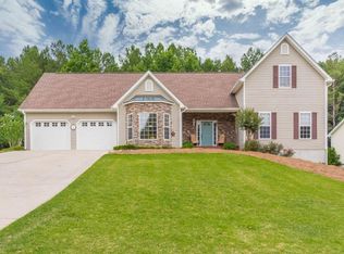 97 Hollow Springs Dr, Hiram, GA 30141