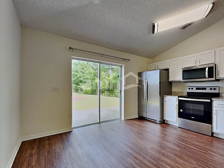 6346 Tabogi Trl — Photo 3