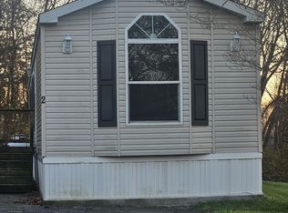 2 Terrace Dr, Plainfield, CT 06374