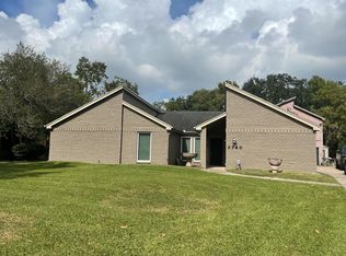 5740 Longwood St, Beaumont, TX 77707