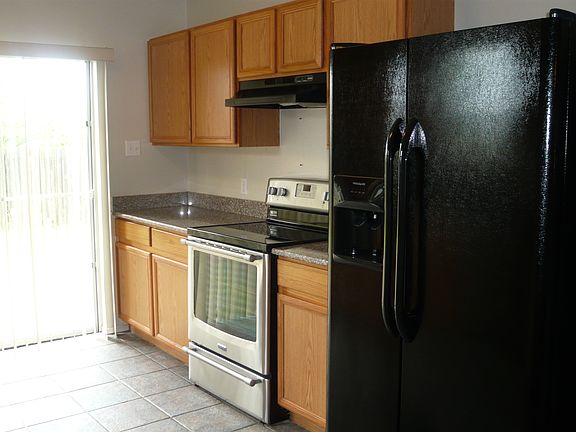 4th image of 10707 S Shaenridge