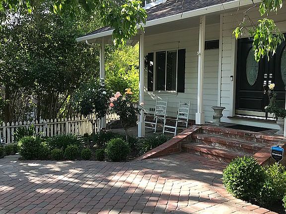 5th image of 242 Marshall Dr