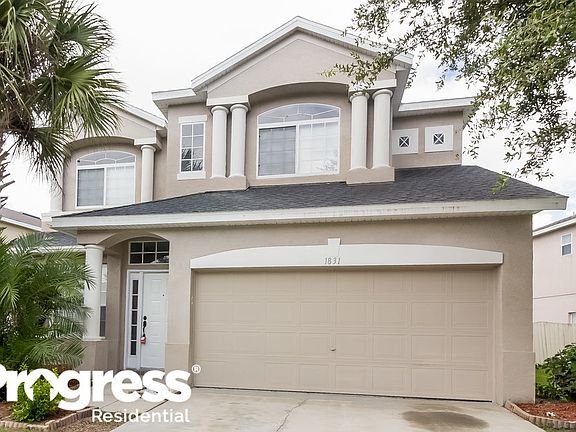 2nd image of 1831 Meadow Pond Way