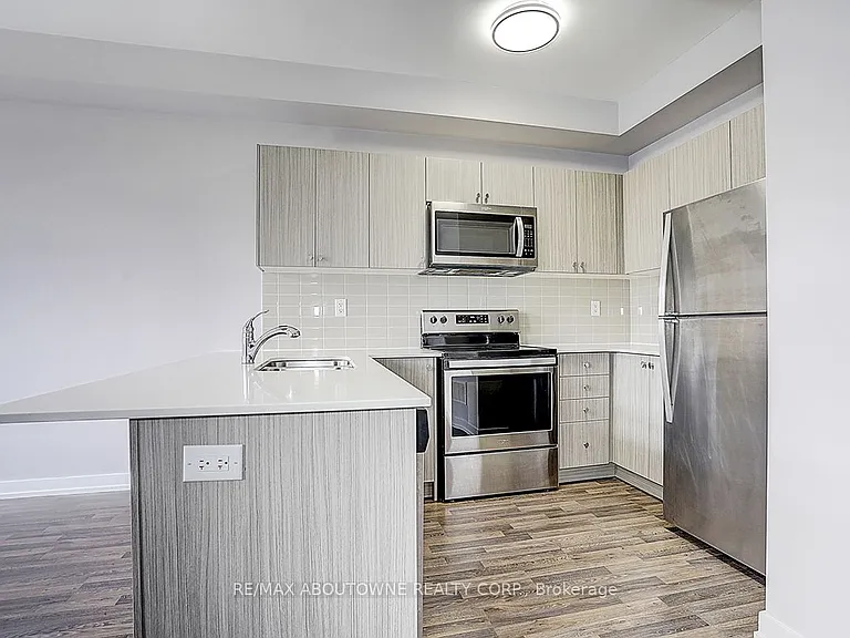 52 Saintfield Dr — Photo 17