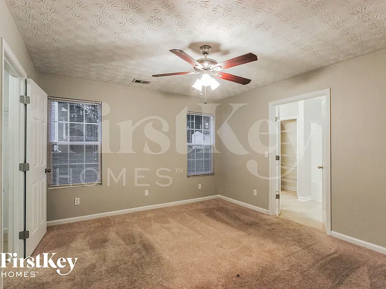 3342 Crestview Ct — Photo 9