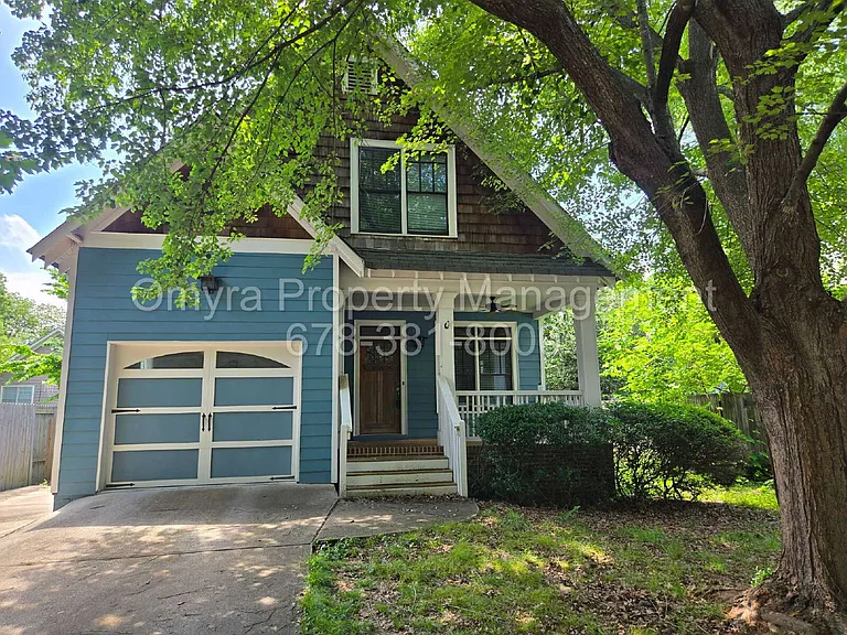 105 Selman St SE — Photo 1