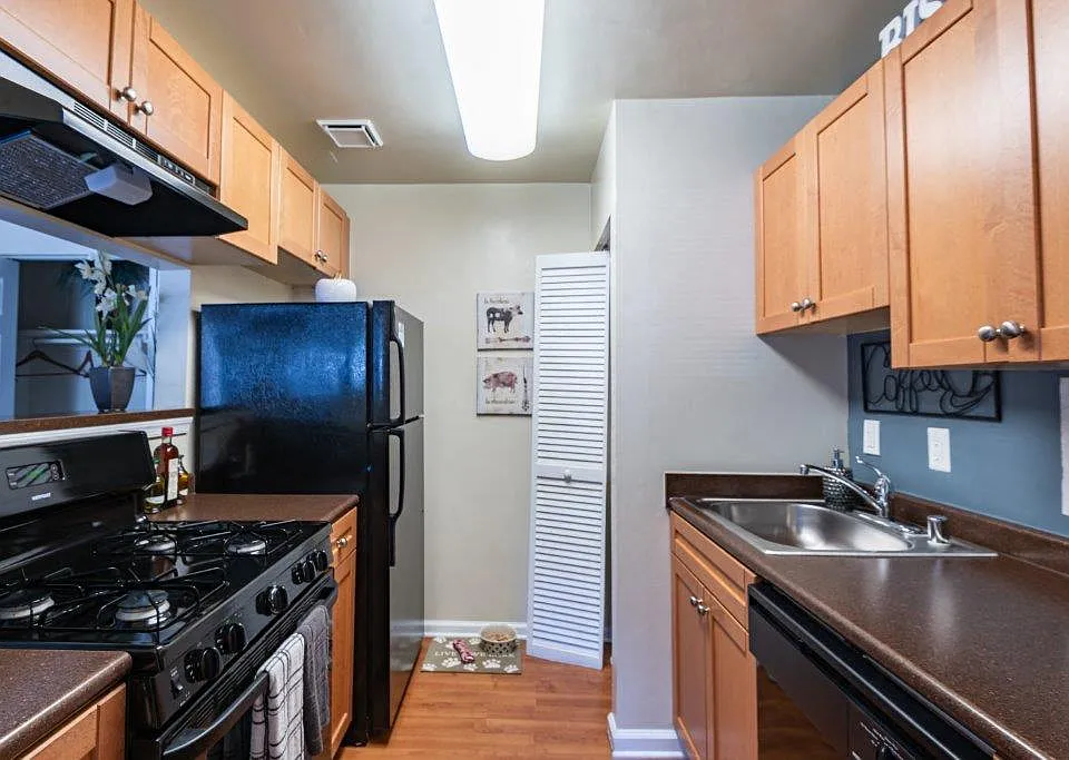 Parke Laurel Apartment Homes