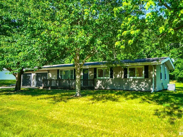 10126 Evergreen Dr, Manito, IL 61546