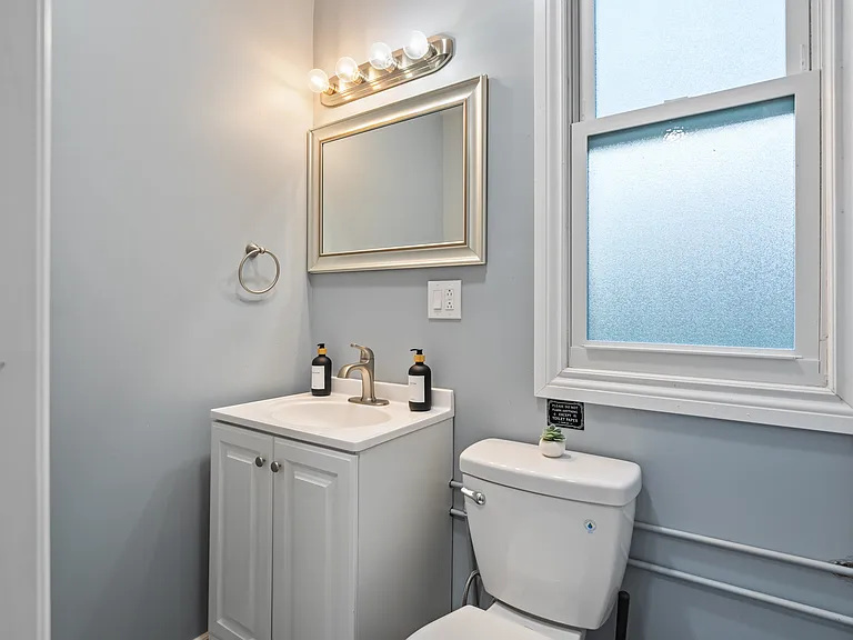 1705 S Highland Ave — Photo 27