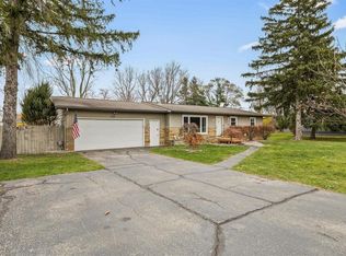 3025 E Gordonville Rd, Midland, MI 48640